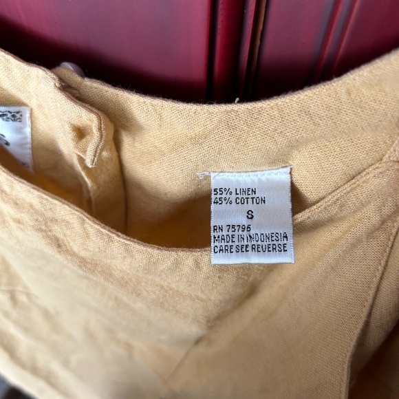 RUNVS Long Maxi Dress With Decorative Design on Front and Back - Picture 6 of 6